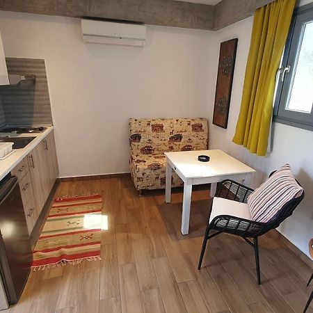 St.Thomas Beach Luxury Apartments Pefki Buitenkant foto