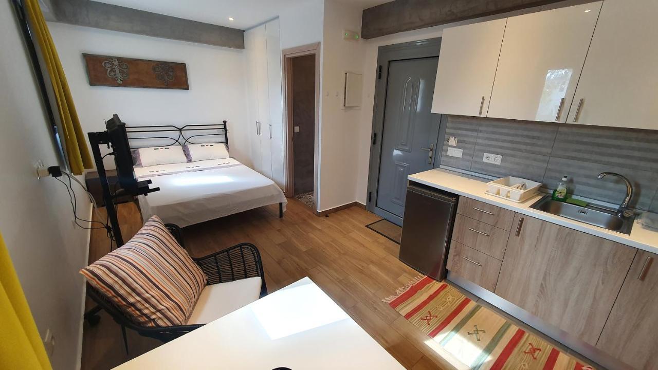St.Thomas Beach Luxury Apartments Pefki Buitenkant foto