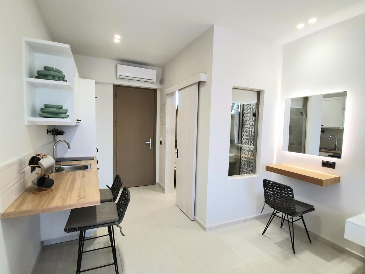 St.Thomas Beach Luxury Apartments Pefki Buitenkant foto